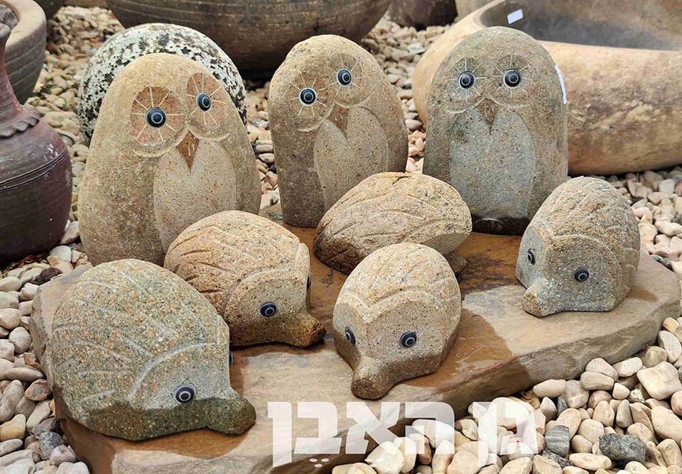 פסלי חיות מאבן